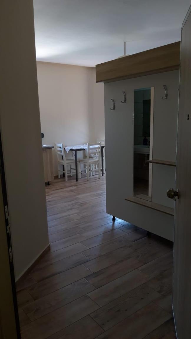 Disy Apartments Avlonya Oda fotoğraf